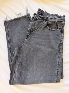 American Eagle Outfitters High-Rise Straight Gray Jeans